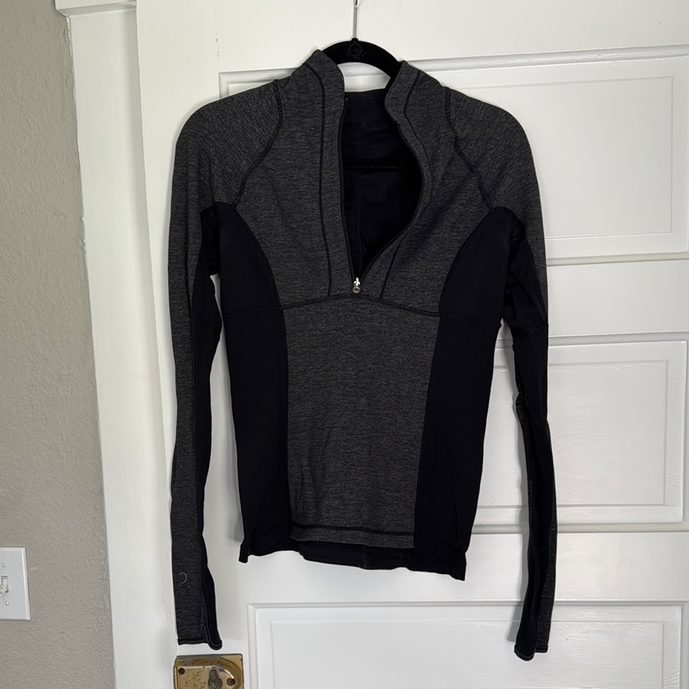 Lululemon Black and Gray Zip-Up Athletic Jacket